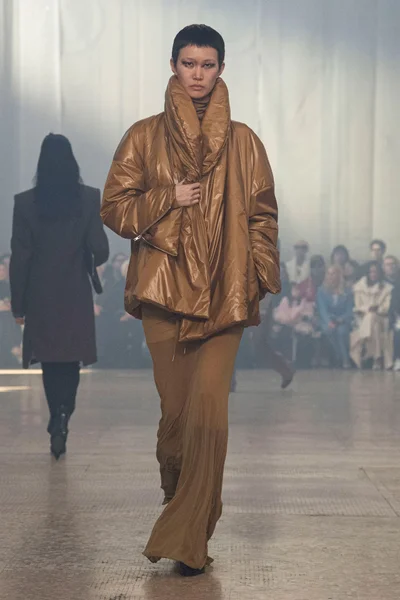 Look 21